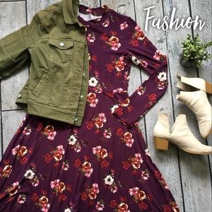 ⏰ SALE ⏰ purple Floral Aline swing dress!